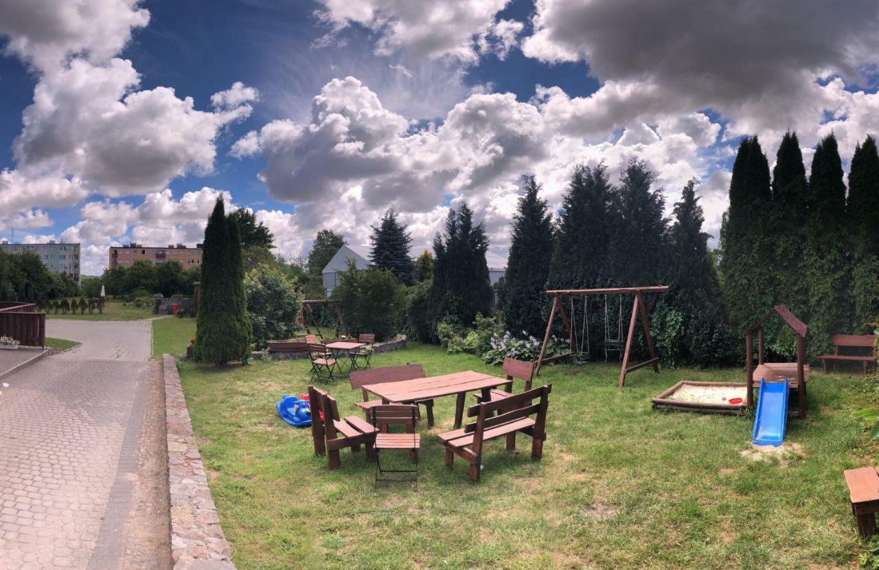 Pokoje Goscinne & Restauracja Pestka Choczewo Esterno foto