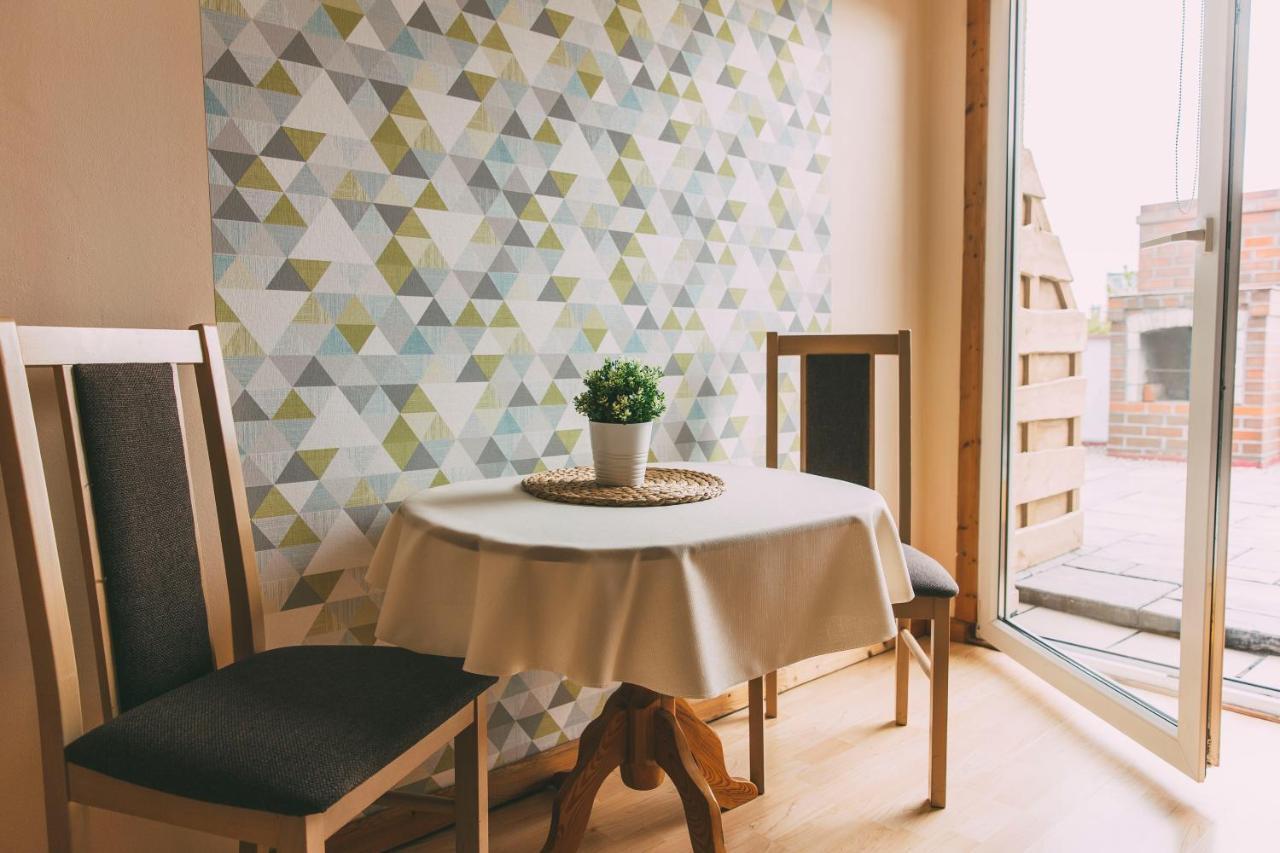 Pokoje Goscinne & Restauracja Pestka Choczewo Esterno foto