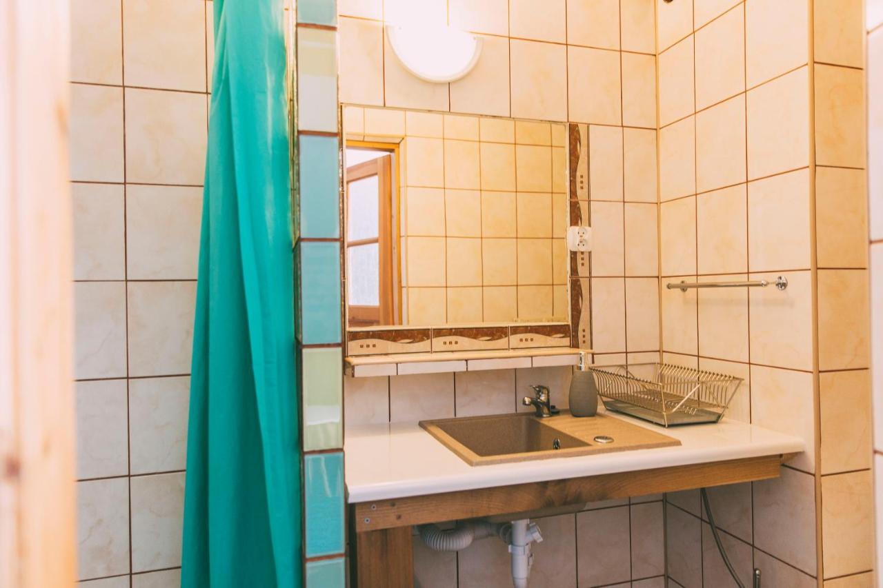 Pokoje Goscinne & Restauracja Pestka Choczewo Esterno foto