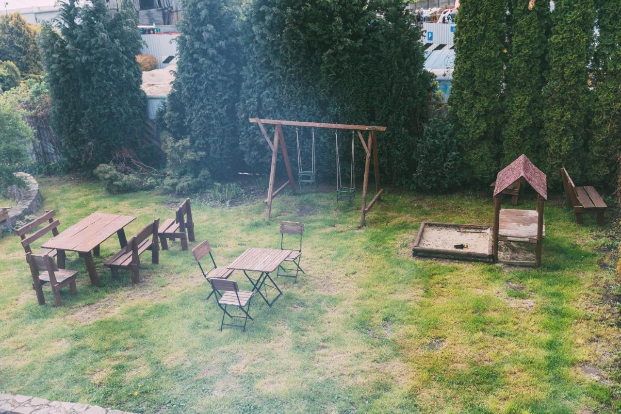 Pokoje Goscinne & Restauracja Pestka Choczewo Esterno foto